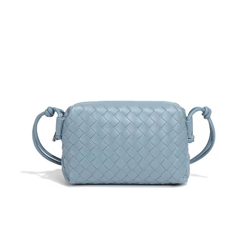 EVIE - Blue